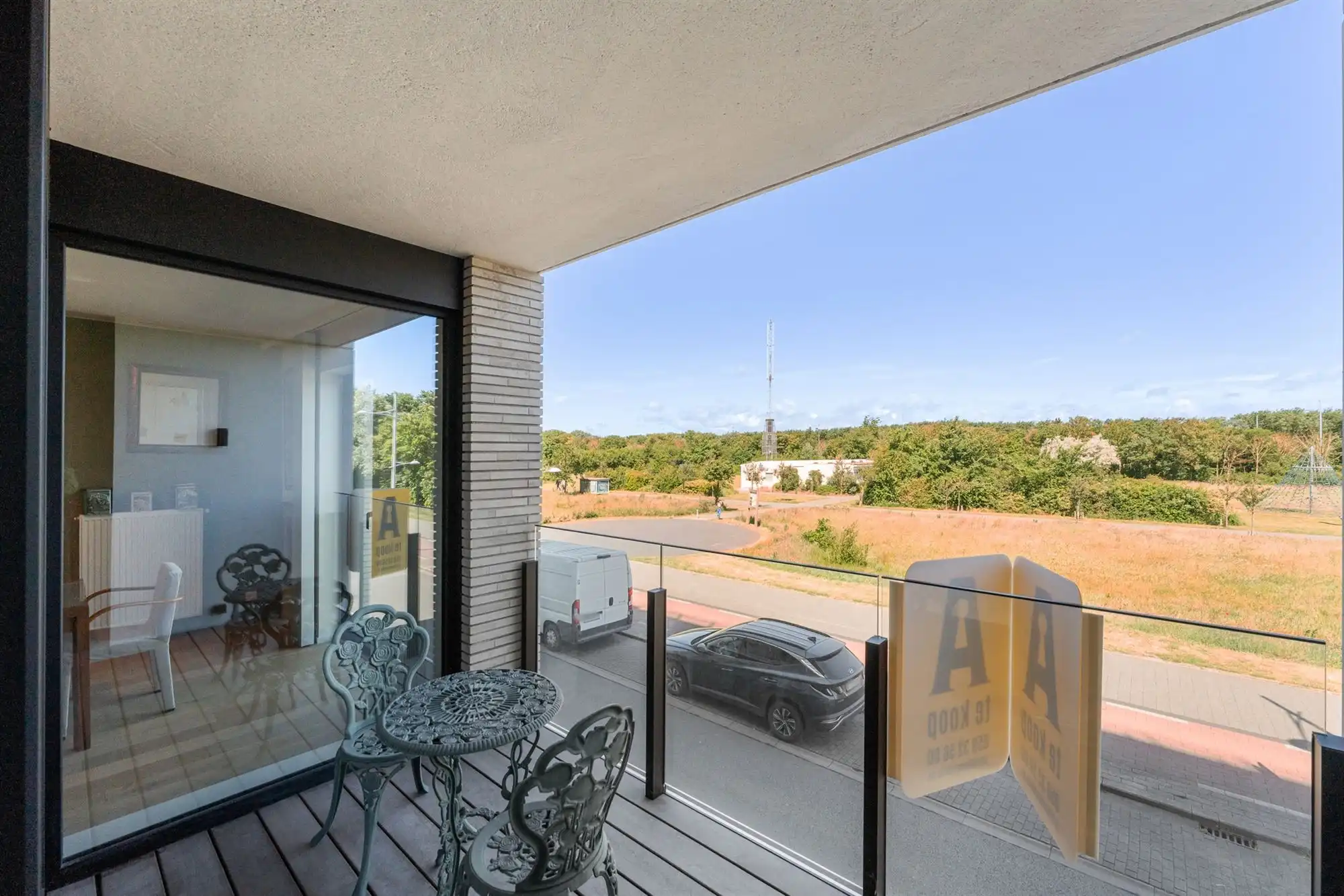 Luxueus (quasi nieuw) appartement vlakbij het strand!  foto 13