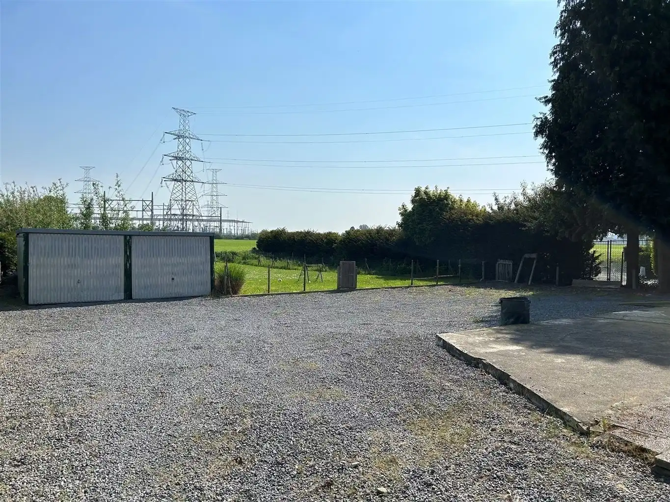 Ruim gelijkvloers appartement met 2 slaapkamers, tuin en garagebox. foto 11