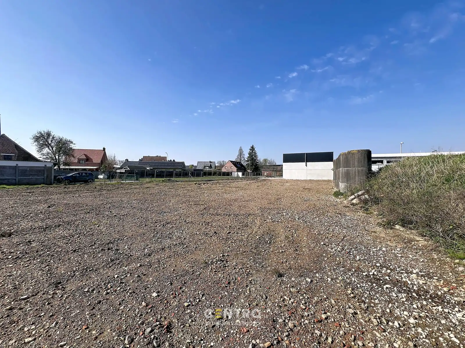 Braakliggende grond voor de bouw van MAGAZIJN(EN) mét of zonder woning. Géén bouwverplichting! foto 6