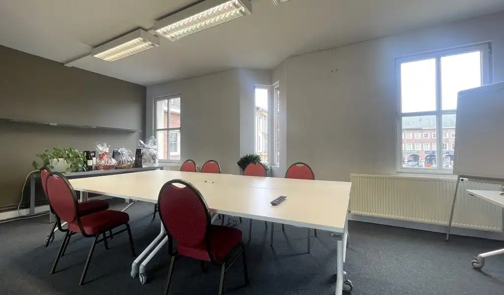 Handelspand te huur in het commercieel centrum van Schoten foto 16