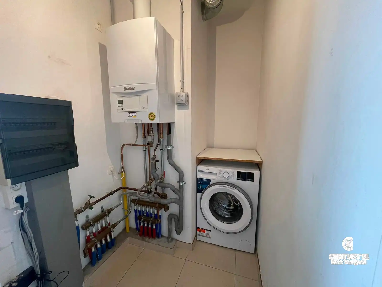 Centraal gelegen 2slpk appartement met garagebox foto 12