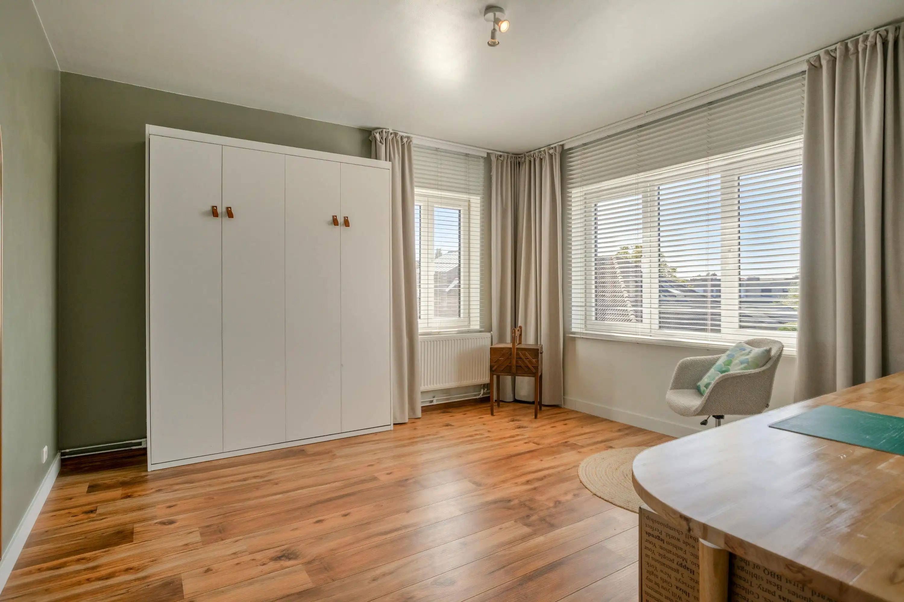 Instapklaar huis met 4 kamers te koop in centrum Desselgem foto 17