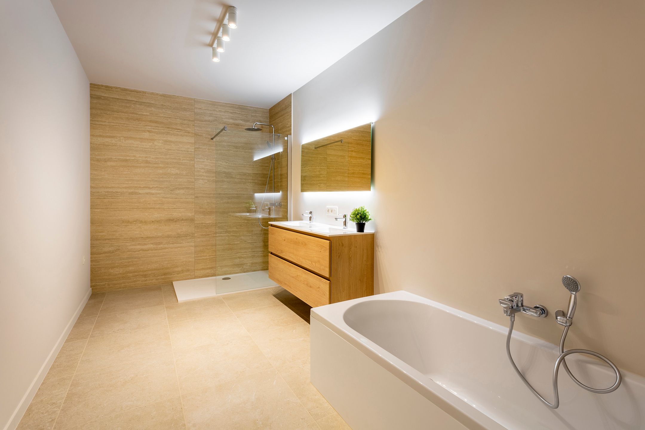 high end nieuwbouw luxevilla in rustige, residentiële wijk foto 19