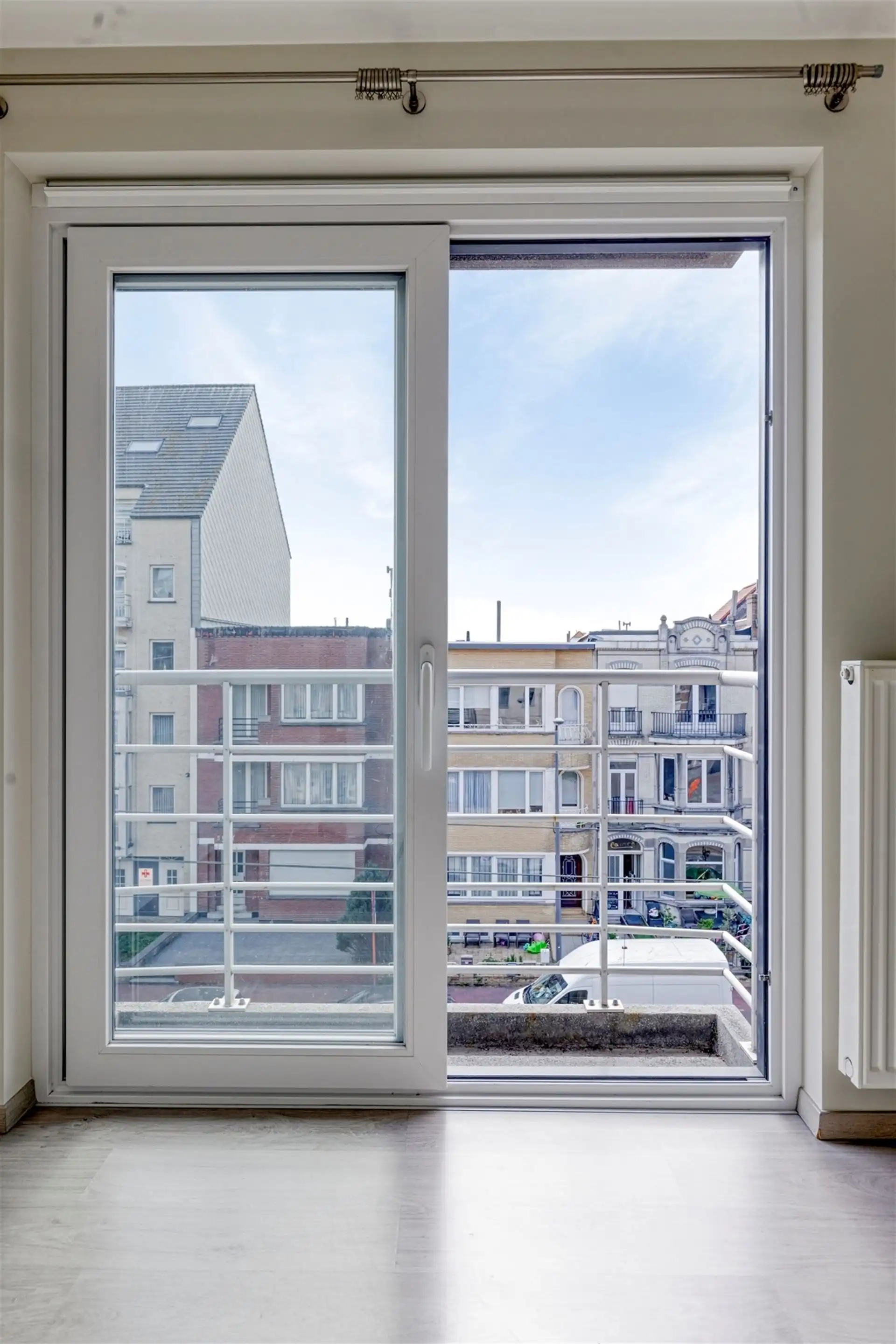 ZONNIG / STAANPLAATS  foto 23