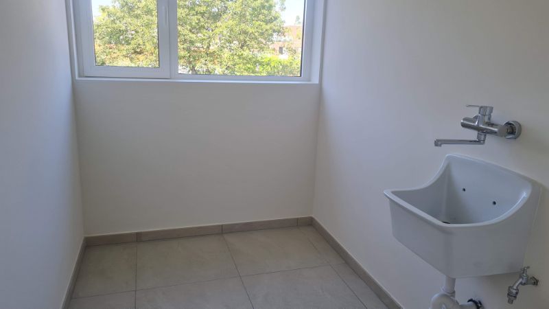 instapklaar 3 slaapkamer appartement met autostaanplaats foto 12