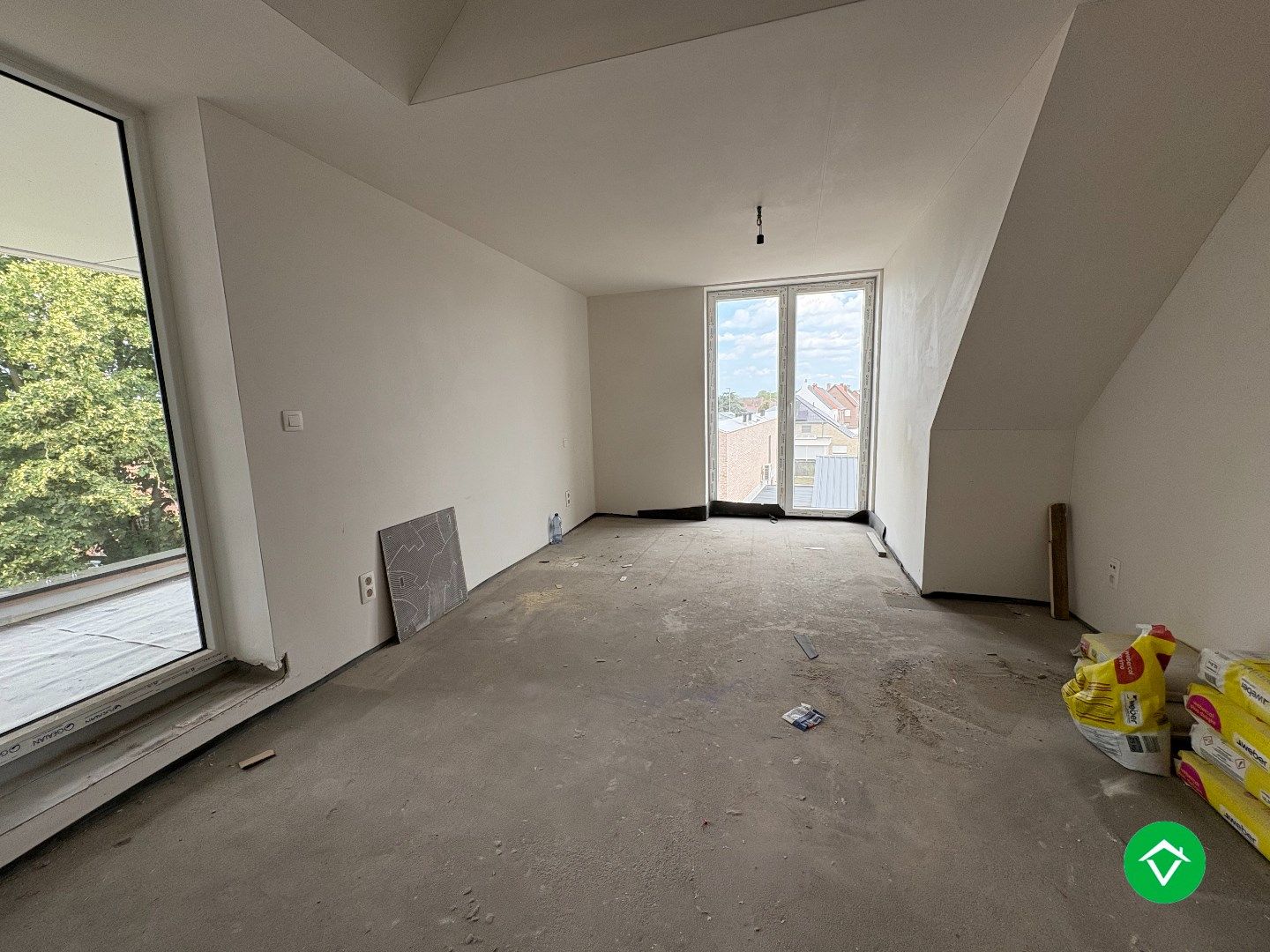 Nieuwbouwappartement met 2 slaapkamers en 2 terrassen in centrum Koekelare  foto 12