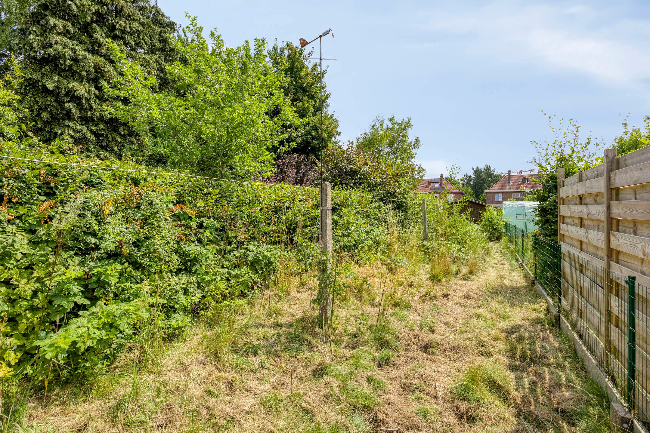Te renoveren woning op een uitstekende locatie  foto 31