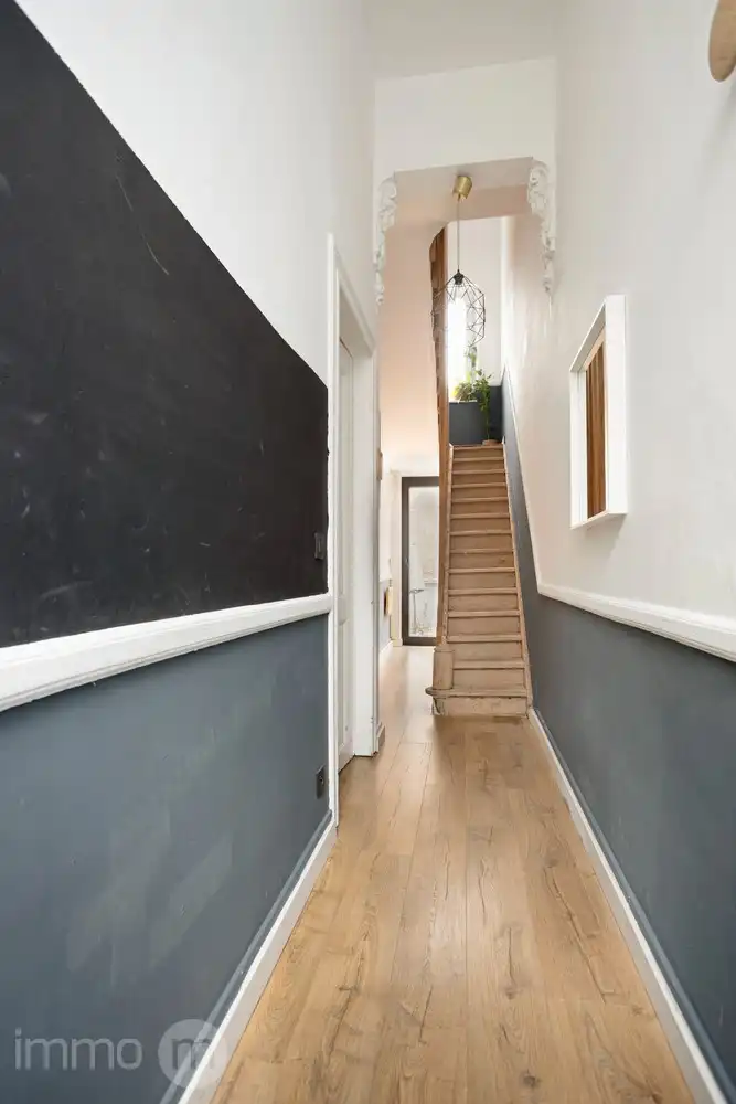 Charmante gerenoveerde stadswoning met 2 of 3 slaapkamers, veel bergruimte en gezellige stadstuin. foto 13