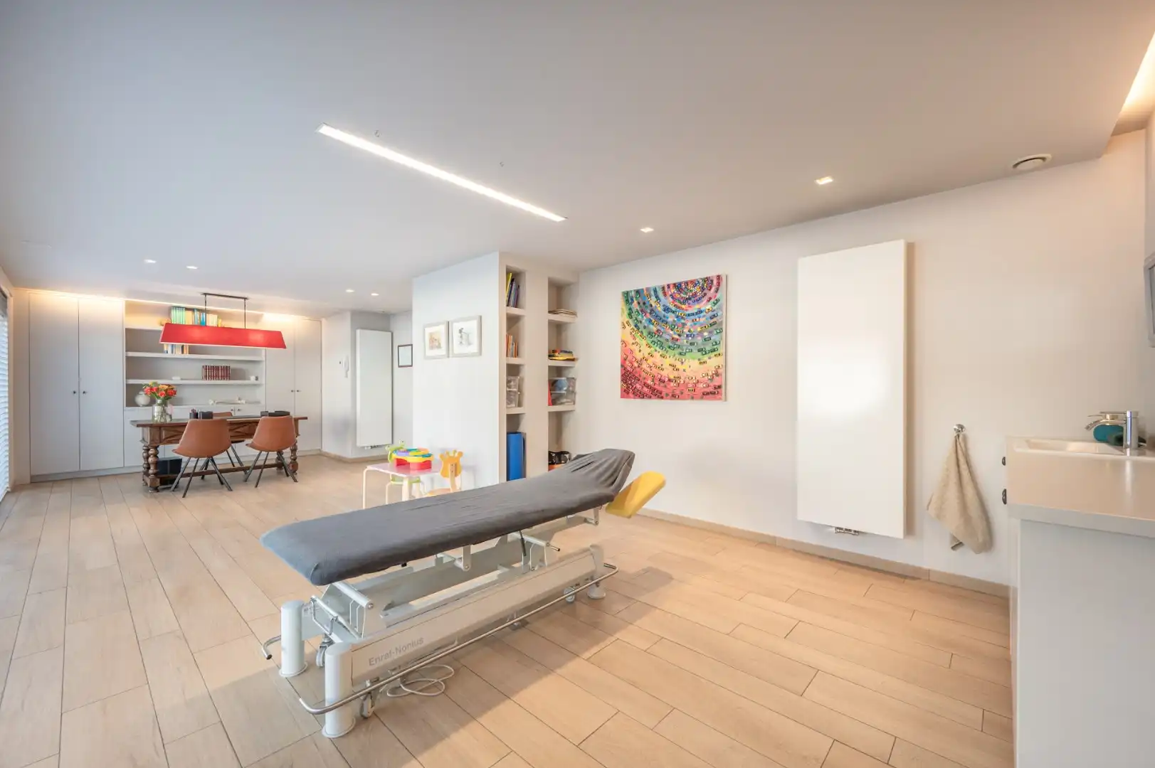 Zeer mooie handelsruimte op centrale ligging! foto 2