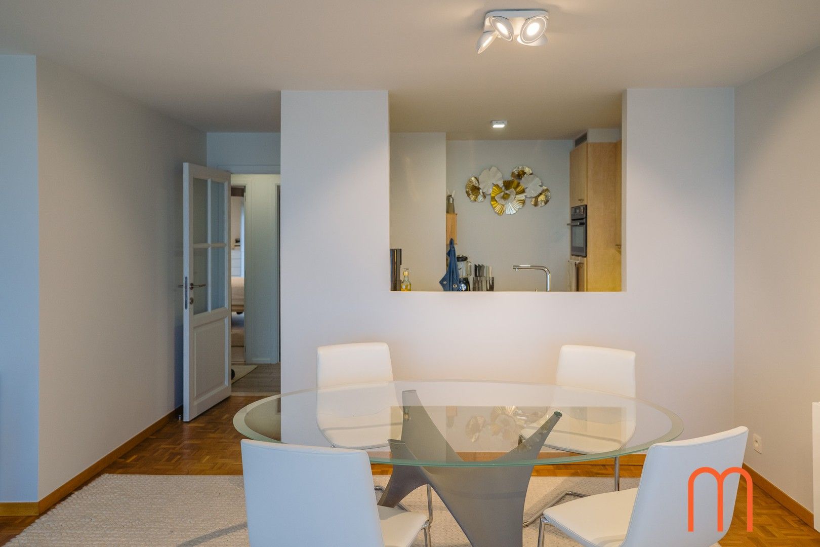 Luxe appartement te huur op de zeedijk van Oostende – Residentie Commodore foto 3