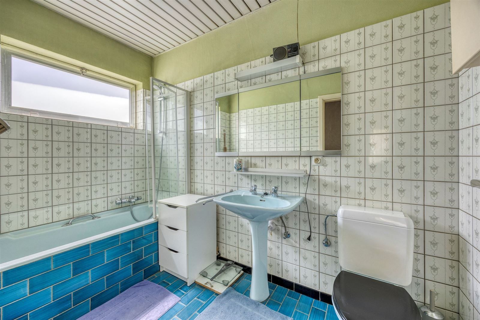 Ruime villa (bungalow) met 4 slaapkamers en atelier op terrein van 13a 22ca foto 15