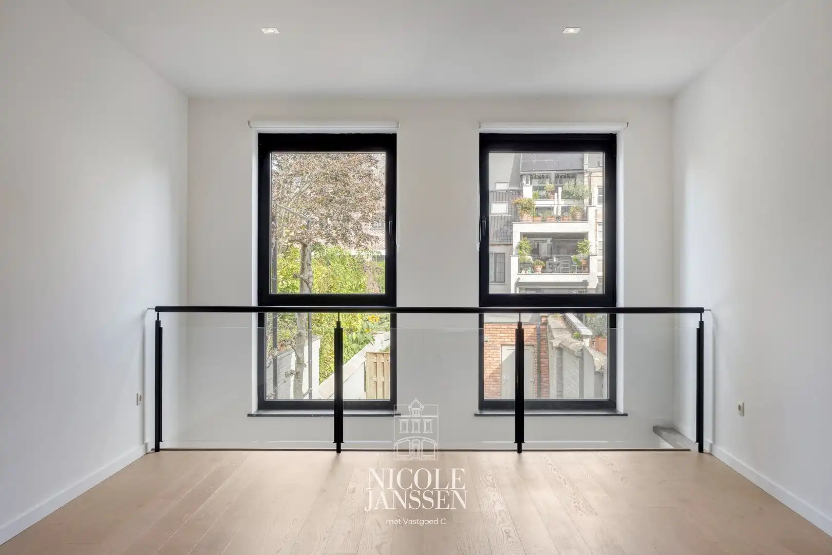 Triplexappartement met tuin foto 11