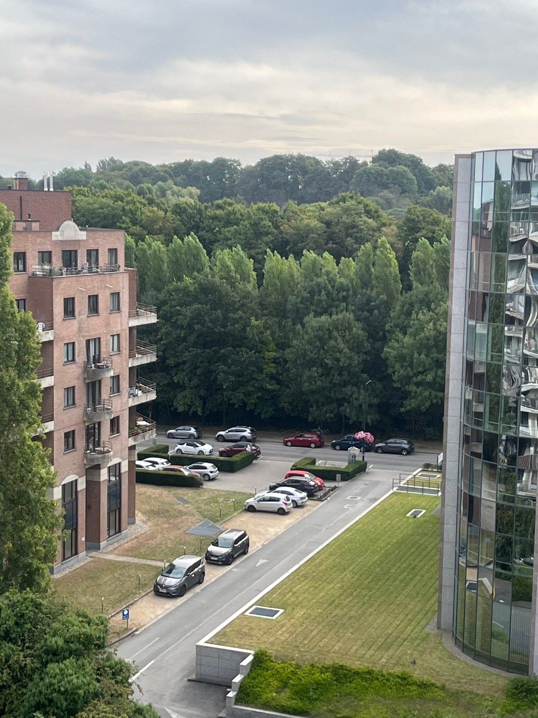 Een op te frissen appartement van ca. 75m² met oa. 2 slaapkamers foto 6