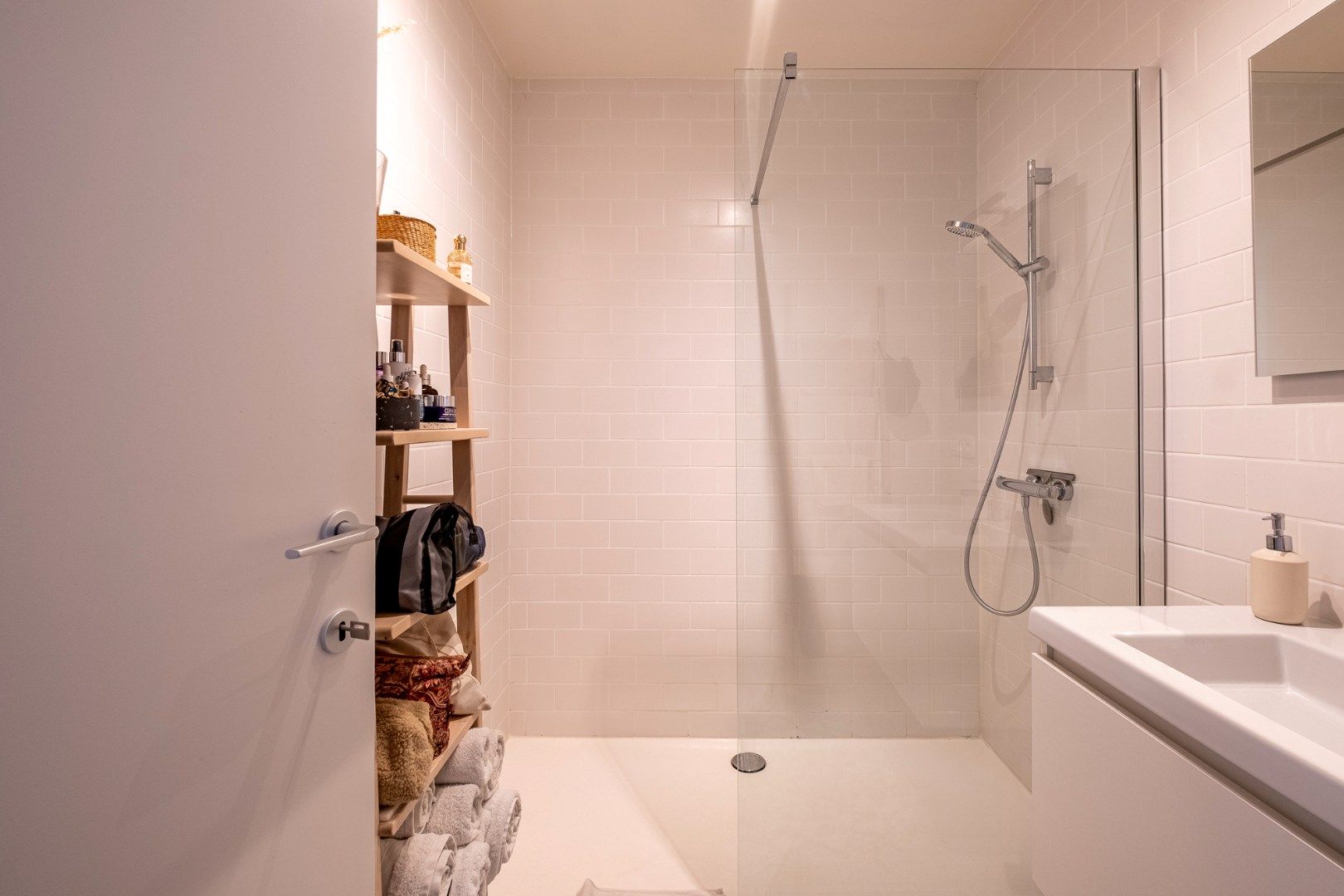 Prachtig appartement gelegen in de nieuwbouwrealisatie “Minnehof”. foto 10