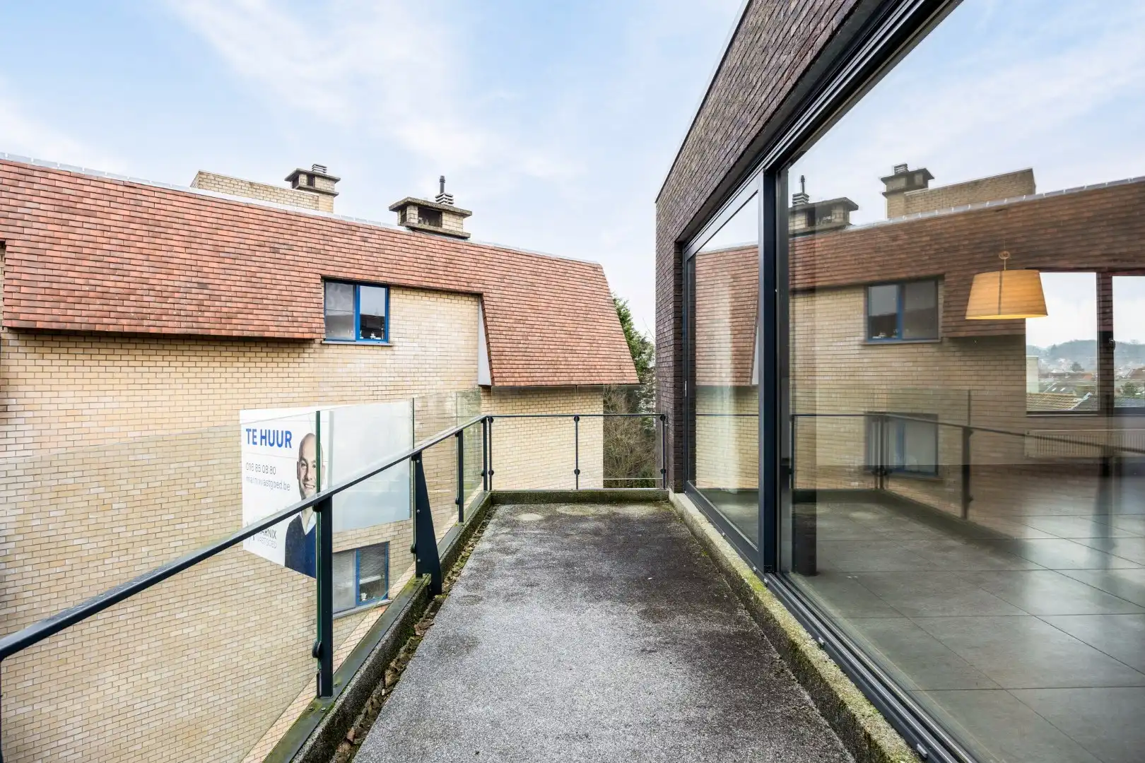 Ruim en lichtrijk appartement met 2 slaapkamers, terras en autostaanplaats vlakbij autostrade - EPC 108 kWh/m² foto 17