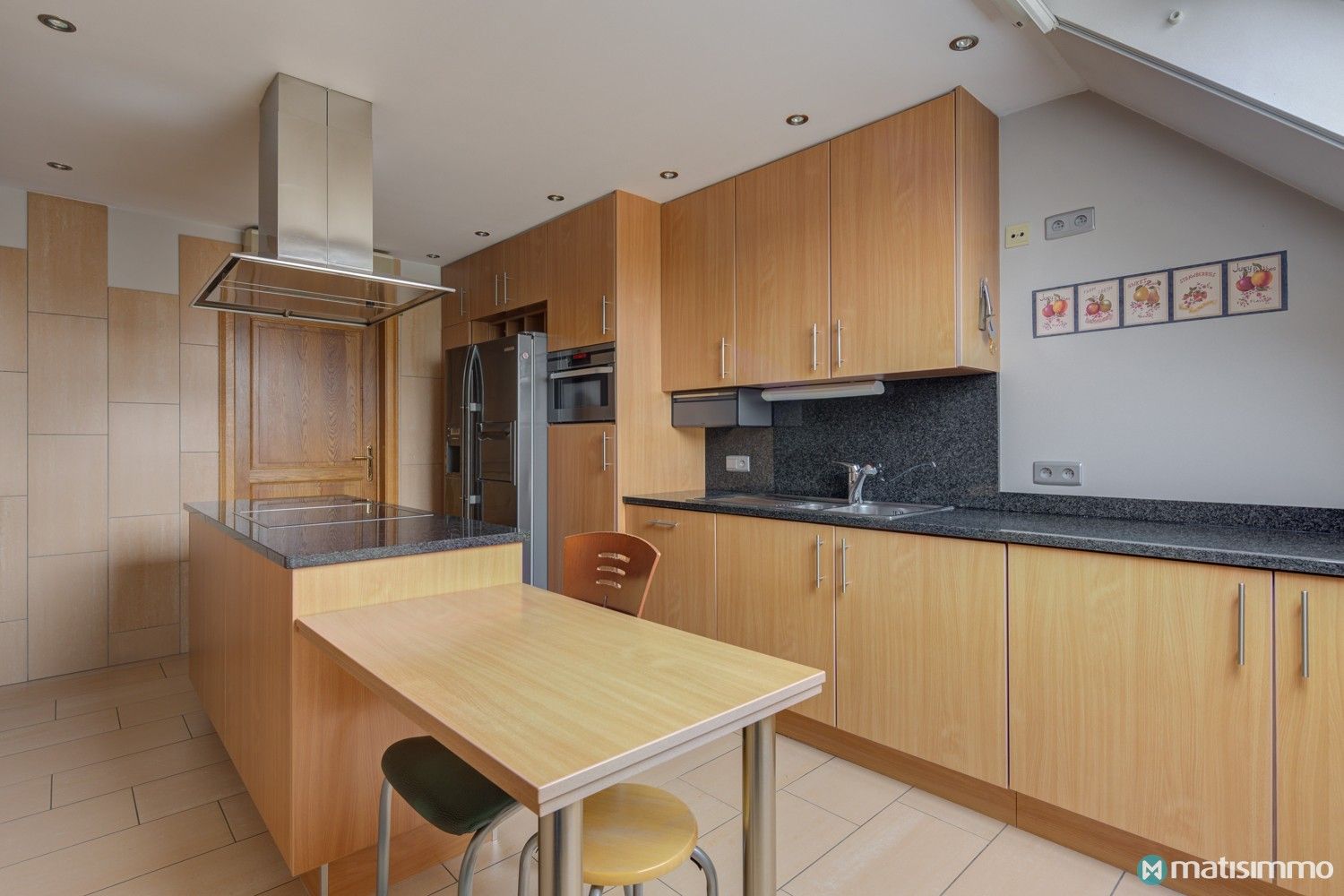 ZEER RUIM ENERGIEZUINIG APPARTEMENT MET 3 SLAAPKAMERS , GARAGE EN PARKEERPLAATS IN HET CENTRUM VAN AS foto 5