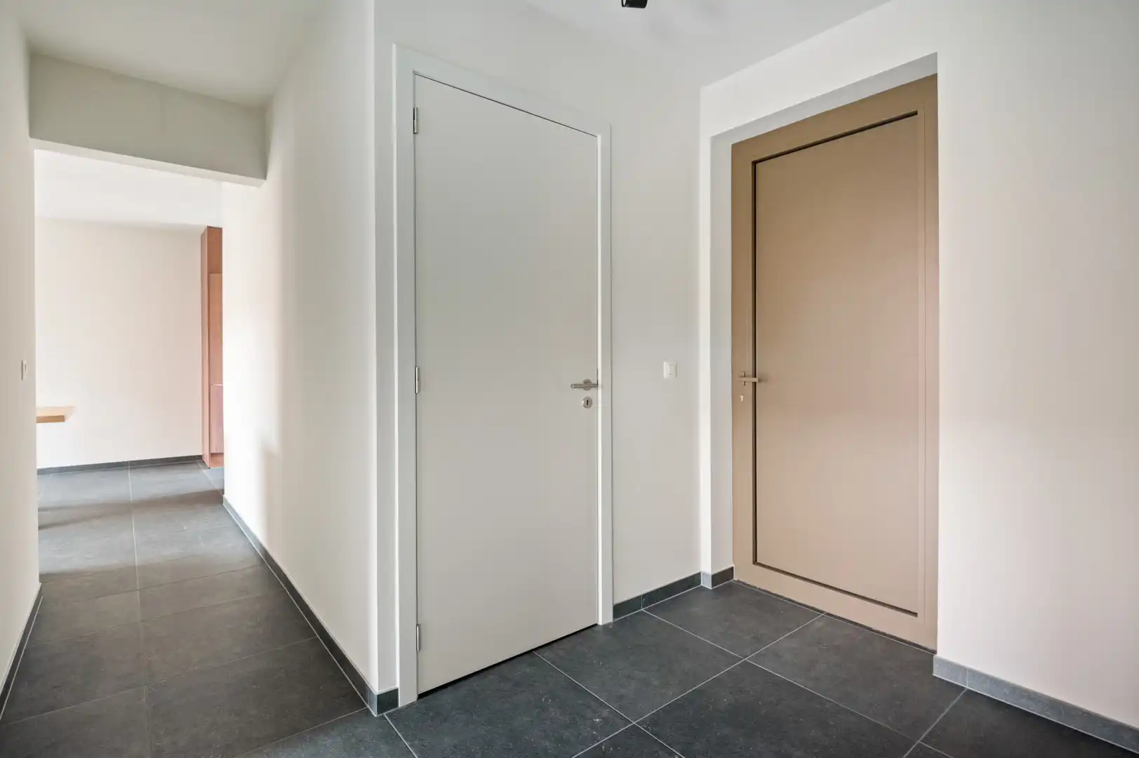 Nieuw gelijkvloers app met terras en drie slaapkamers in rustige omgeving nabij centrum Herentals foto 3