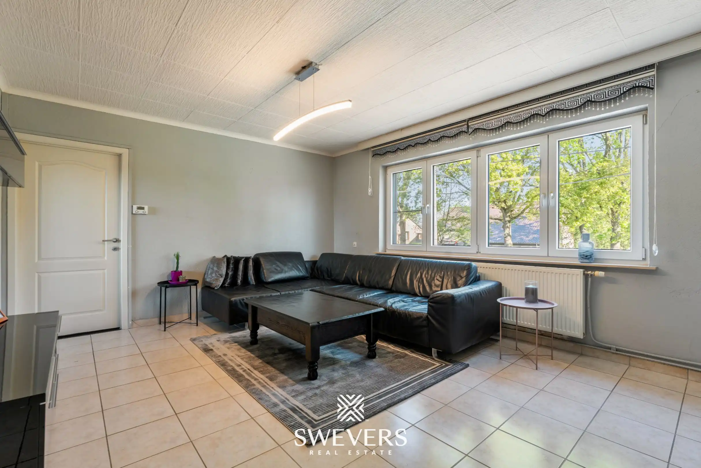 Appartement met 2 slaapkamers en garagebox op rustige locatie te Koersel foto 4