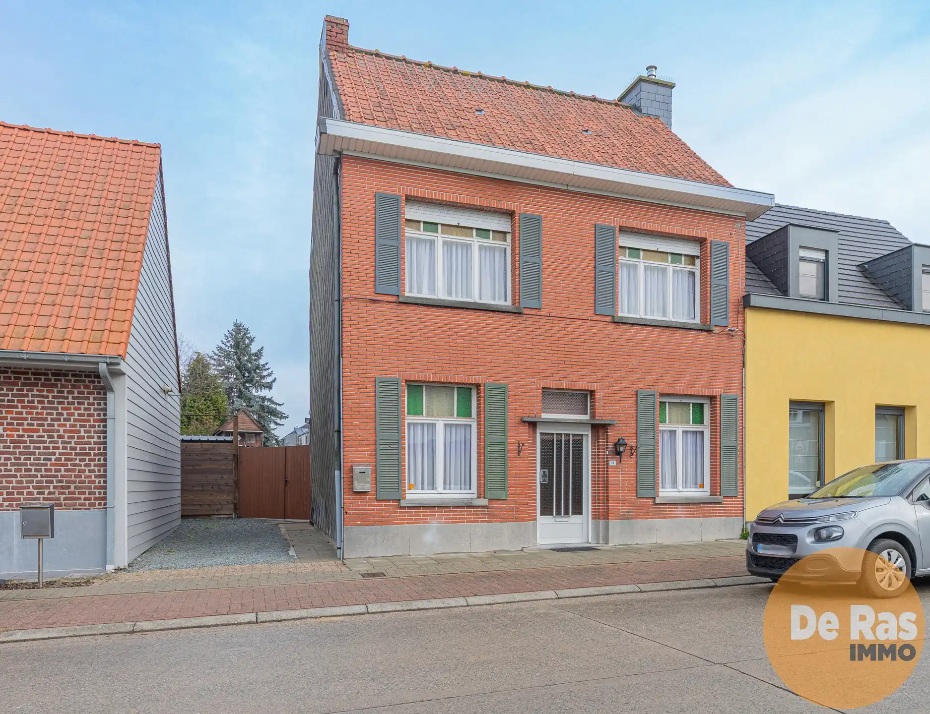Hoofdfoto van de publicatie: SCHELDEWINDEKE - Te renoveren woning met heel wat potentieel