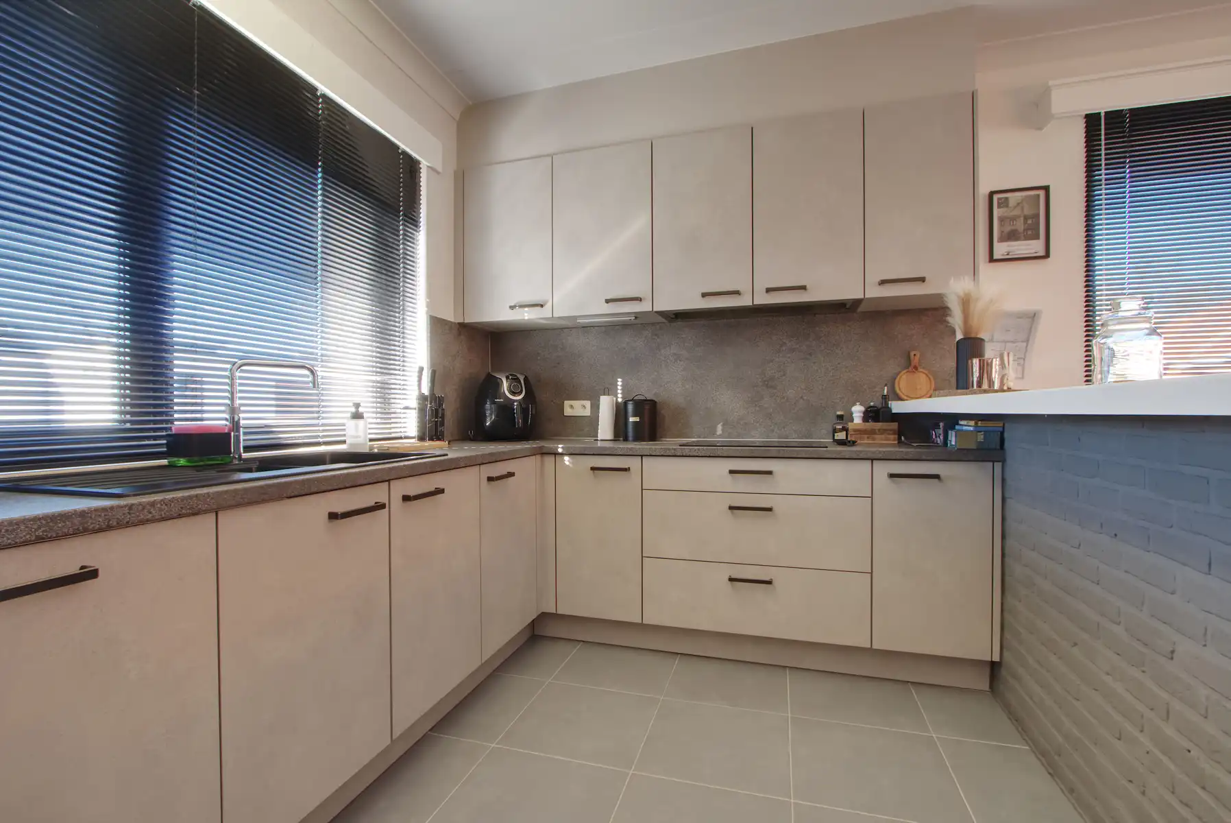 APP - 2 SLK - INSTAPKLAAR - ZONNIG TERRAS - LIFT - RUSTIG foto 5