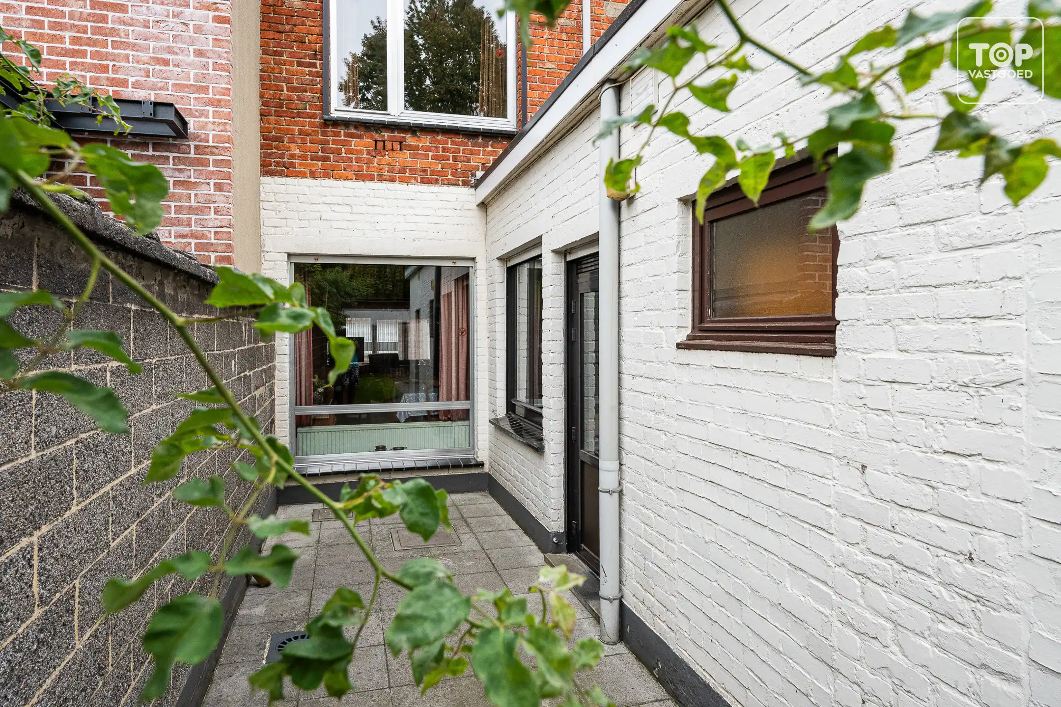 Gezinswoning met 3 slaapkamers op gunstige locatie.  foto 26