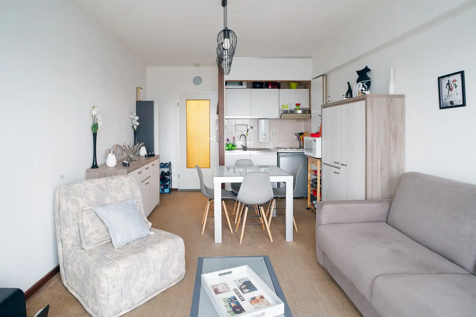 Zeer goed onderhouden studio op toplocatie! foto 7