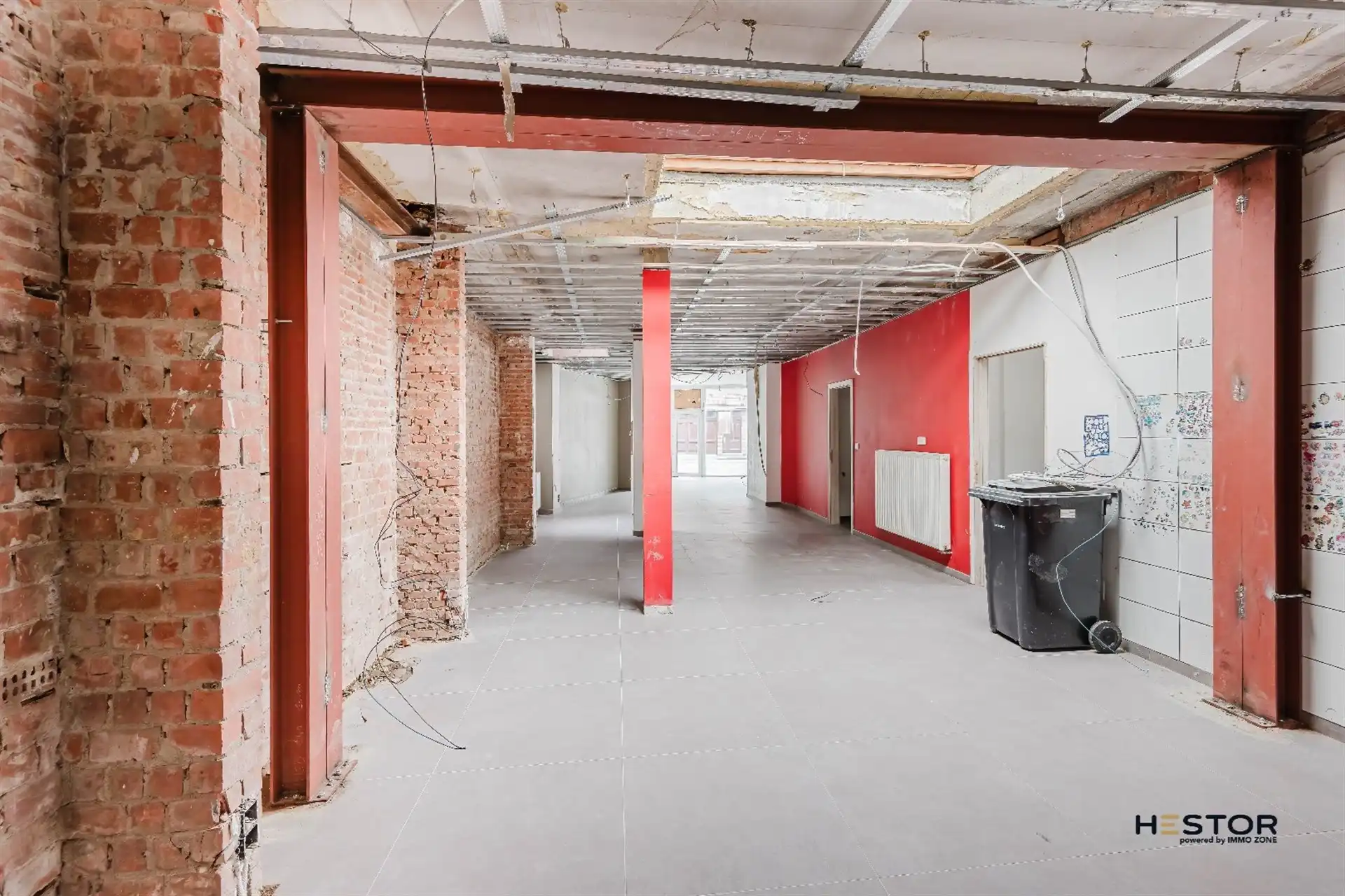 Te renoveren handelsruimte te Beveren foto 7