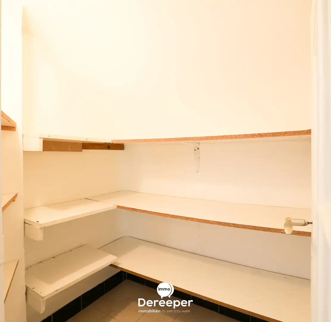 Ruim en volledig gerenoveerd 3-slaapkamerappartement op wandelafstand van Brugge centrum foto 13