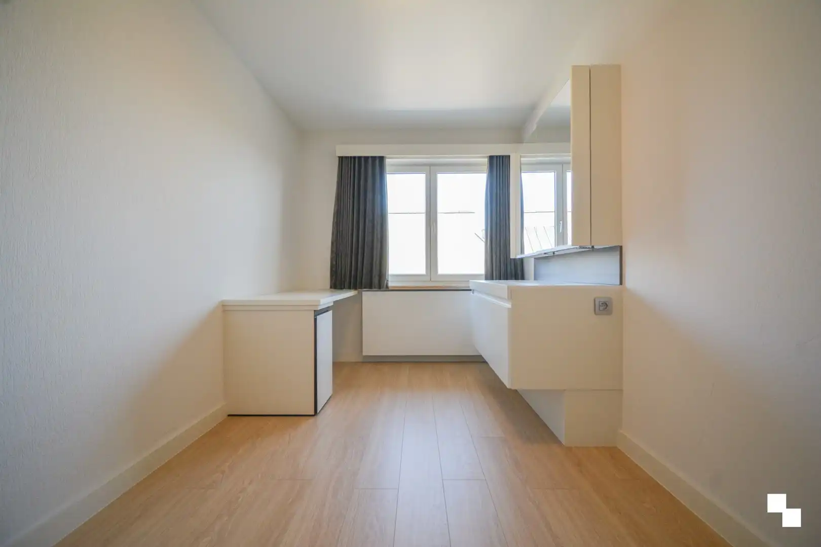 Zéér verzorgd, gerenoveerd 3-slaapkamer appartement te Roeselare foto 21