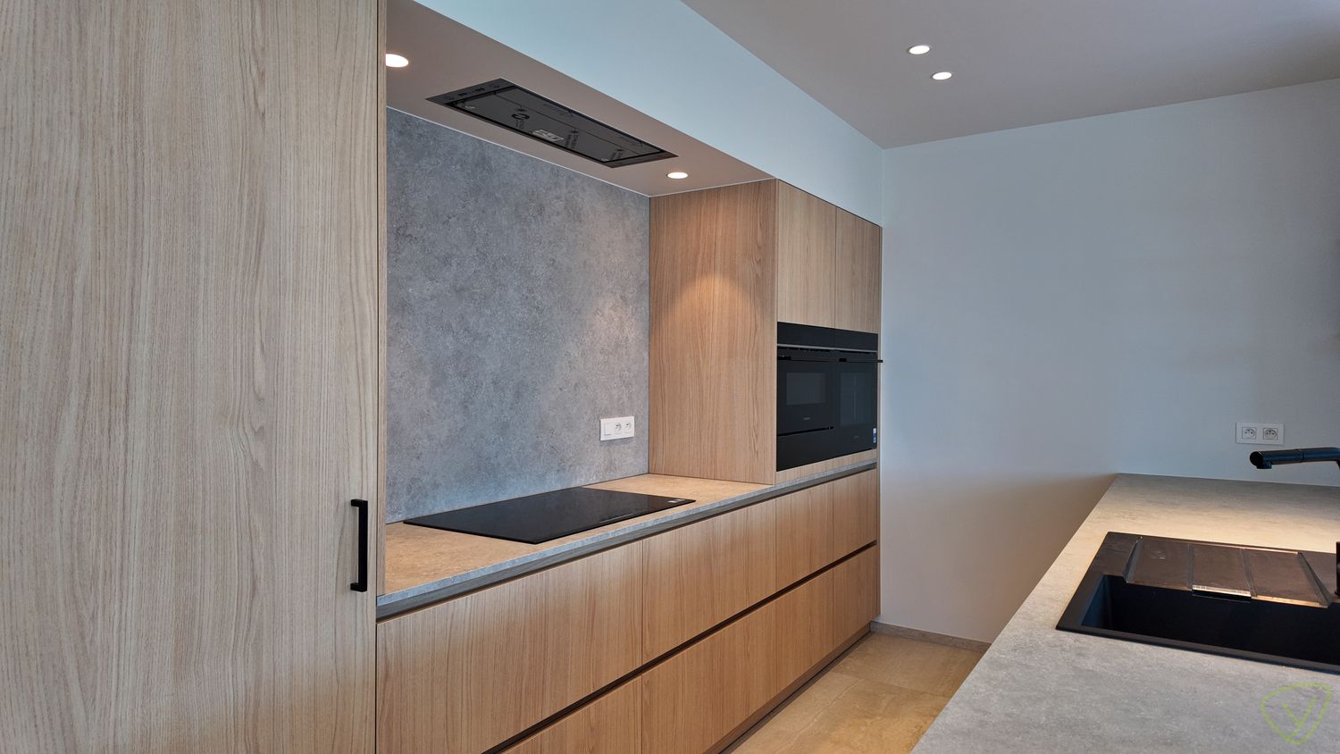 Luxueuze en energiezuinige penthouse met riant terras in de Leopoldlaan! foto 9