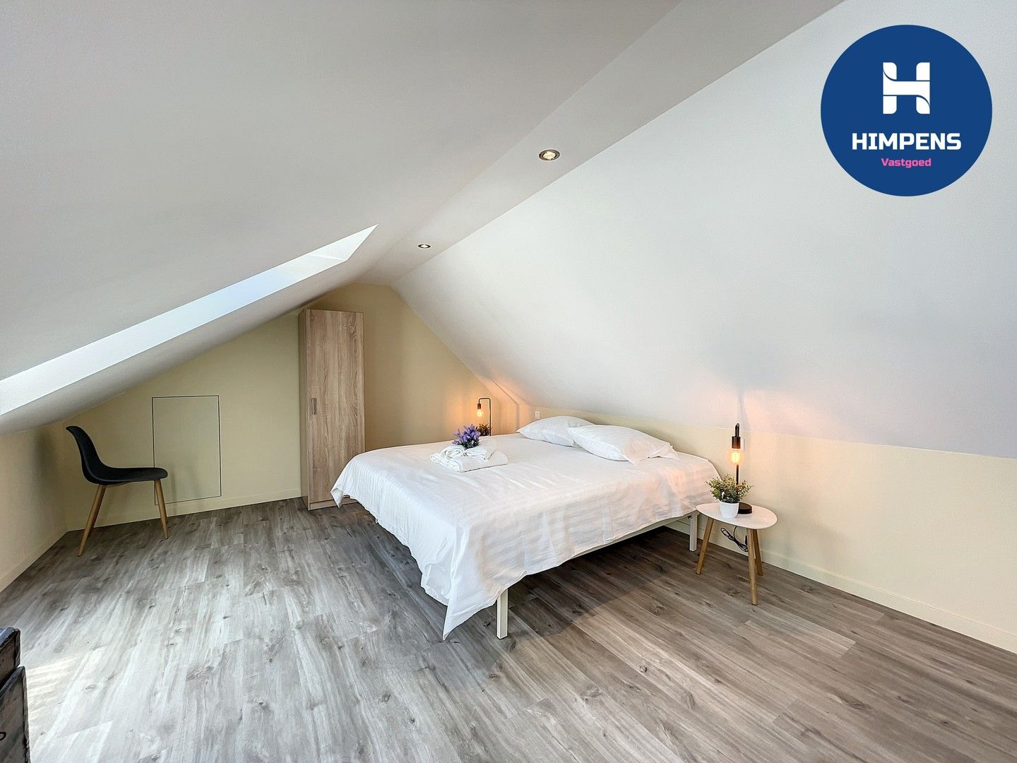 Instapklare woning te koop in het charmante Steenkerke! foto 16