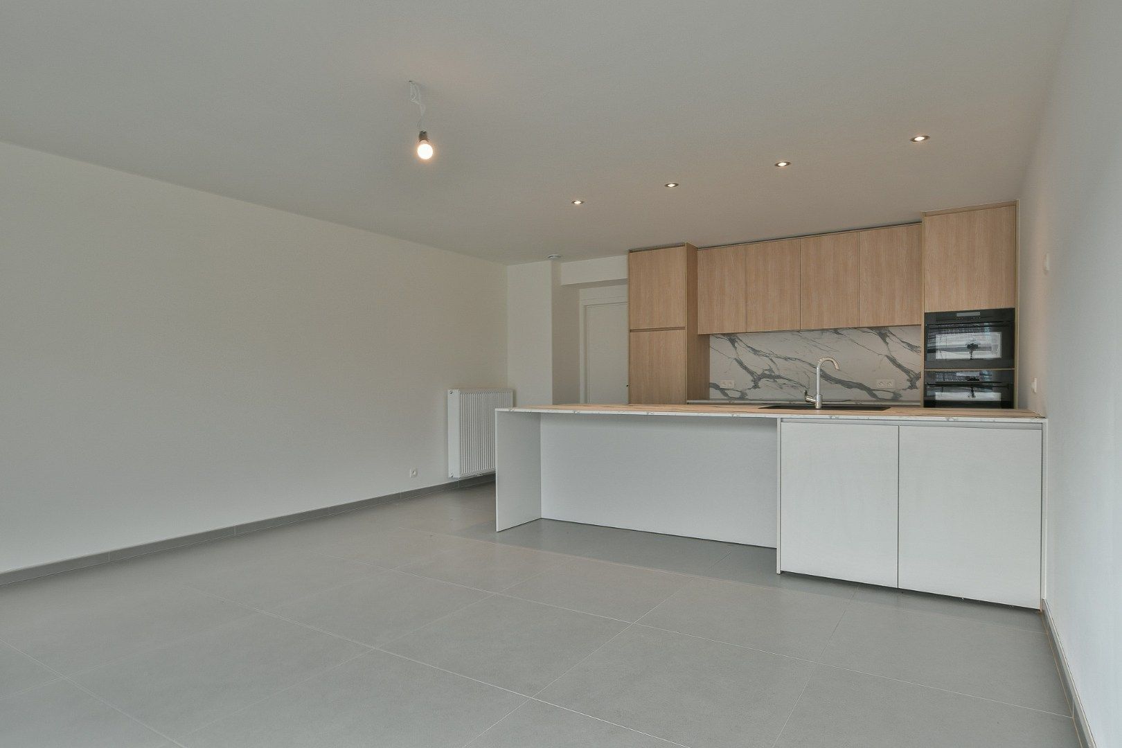 Ruim instapklaar nieuwbouwappartement (167 m²) met 3 slaapkamers en groot terras in centrum Eernegem foto 6