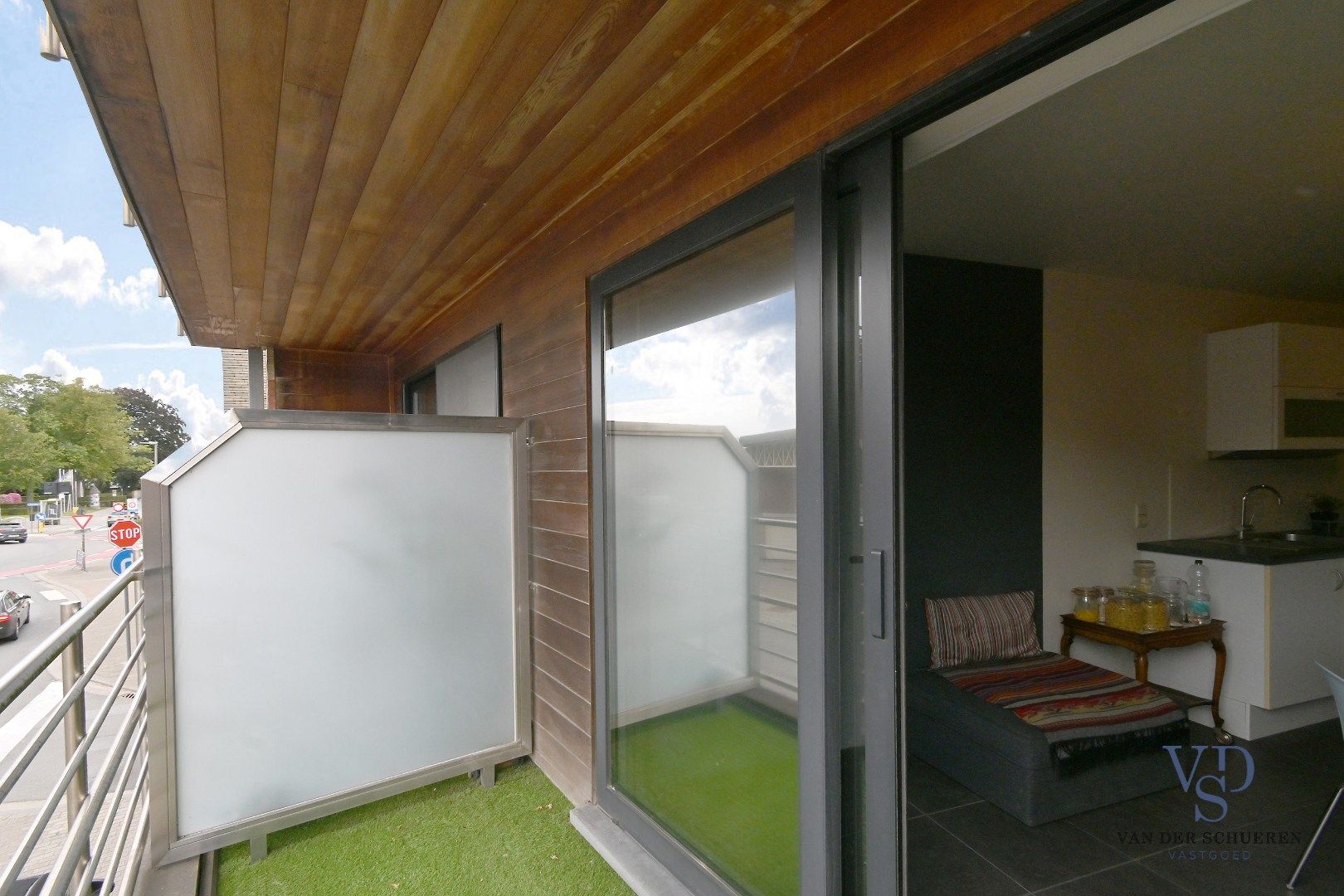 Ruim appartement in hartje Zingem. foto 5