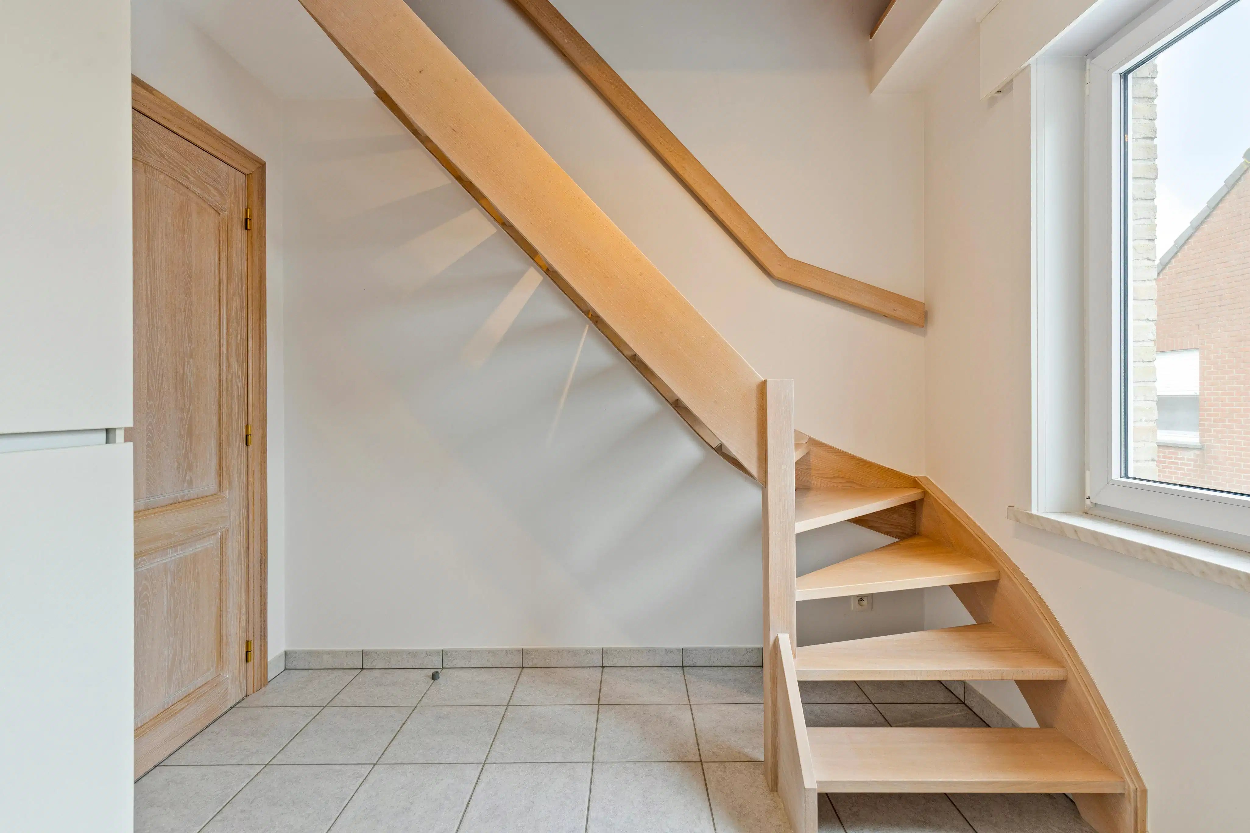 Instapklare gezinswoning in rustige wijk te Roeselare foto 21