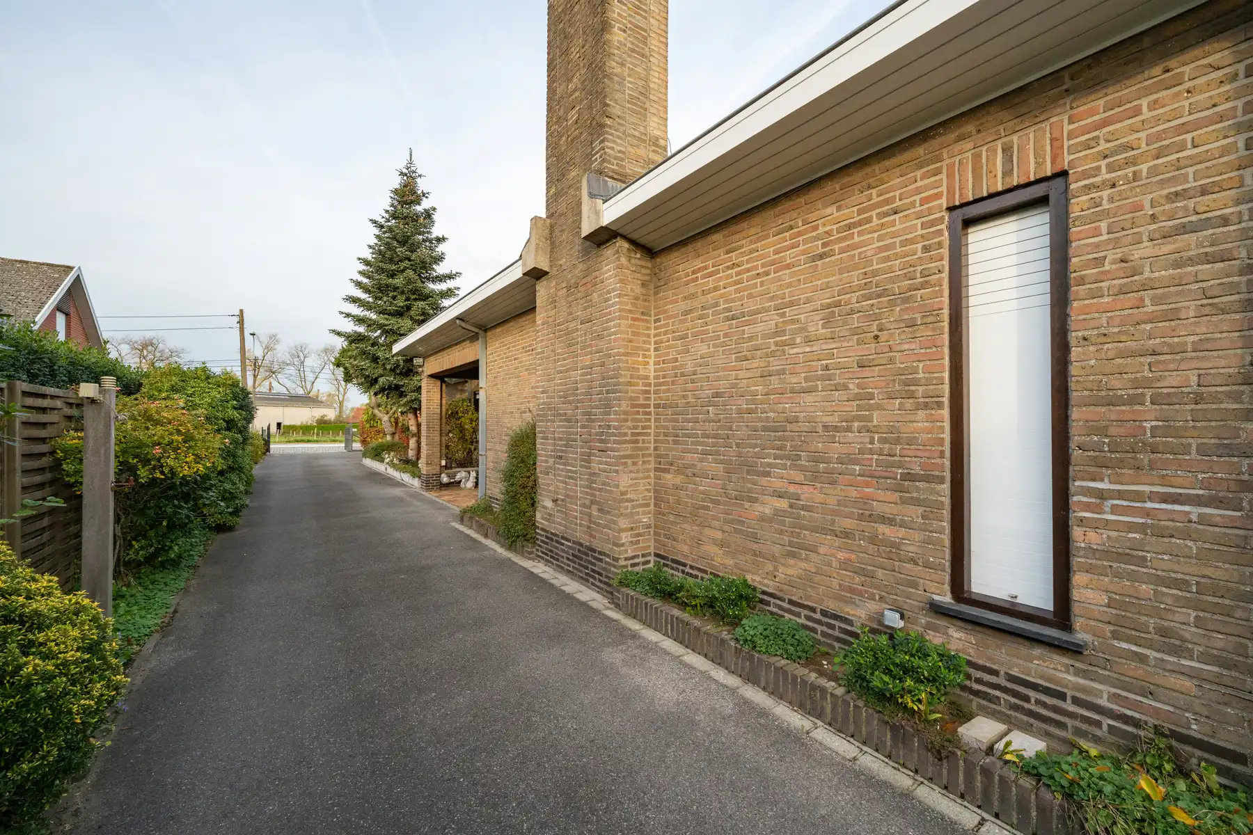 Ruime gelijkvloerse villa aan Ter Borcht op 1.954 m² foto 12