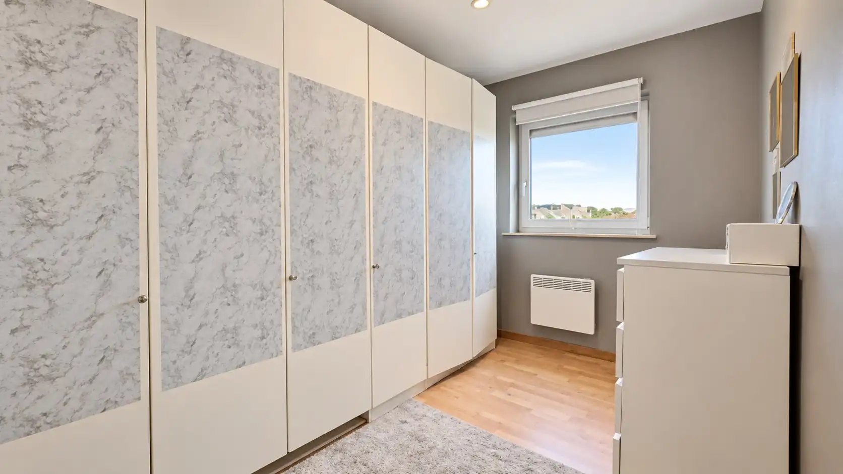 Ruim appartement nabij Donkmeer te Overmere foto 7