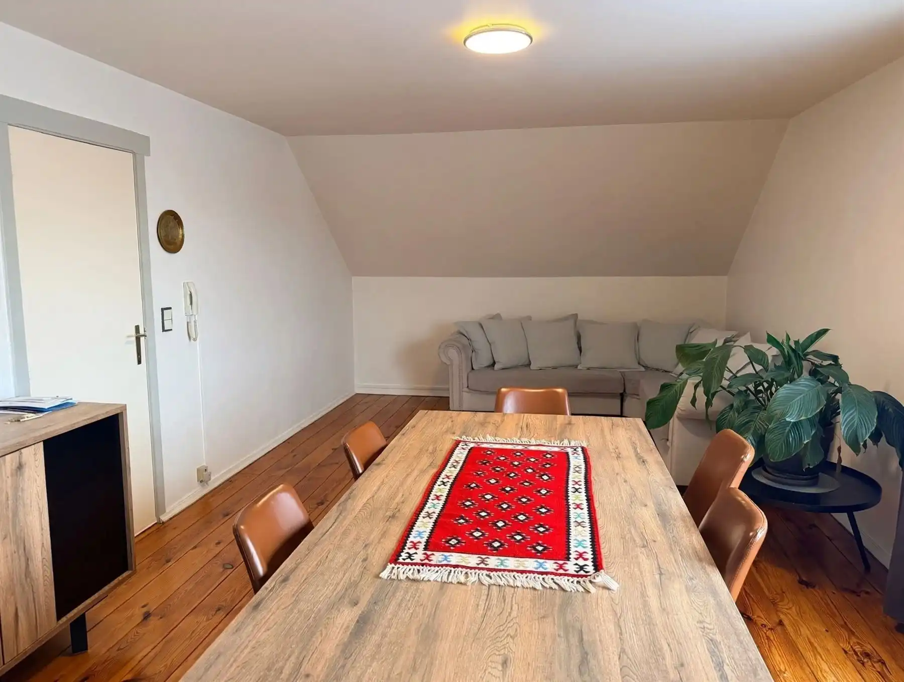 APPARTEMENT OP DE 3 E VERDIEPING foto 2