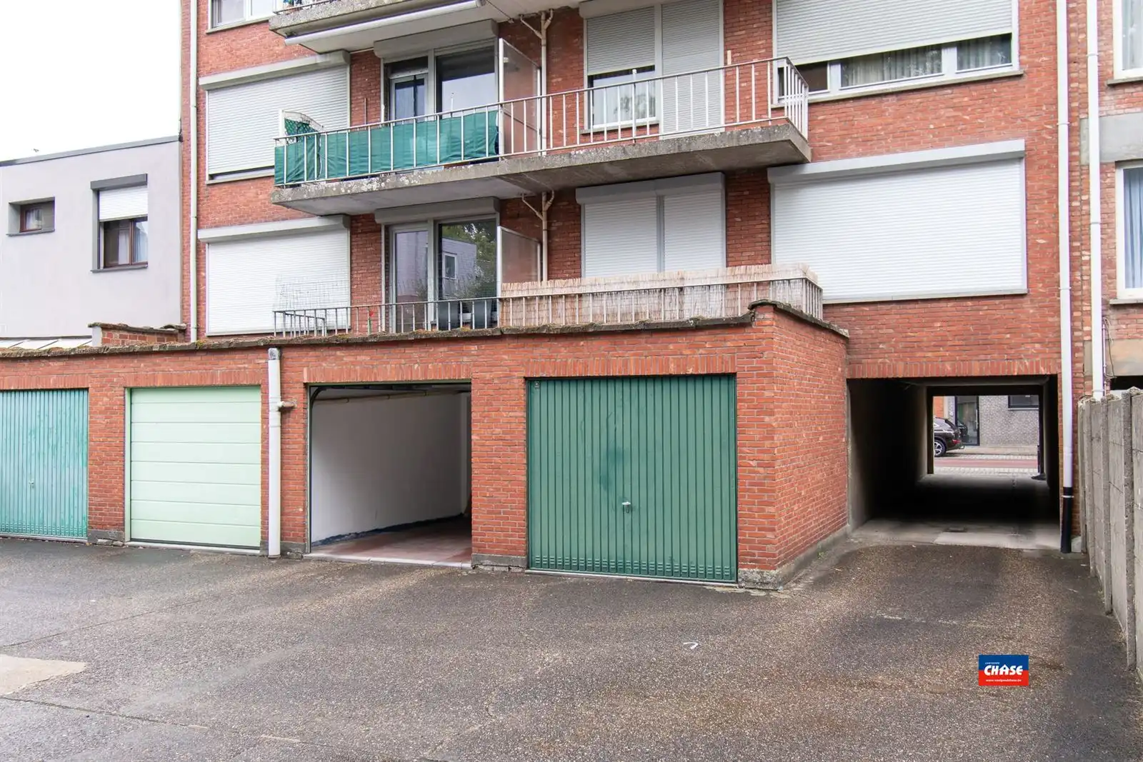 Appartement met 2 slpks, terras, berging en garagebox foto 20