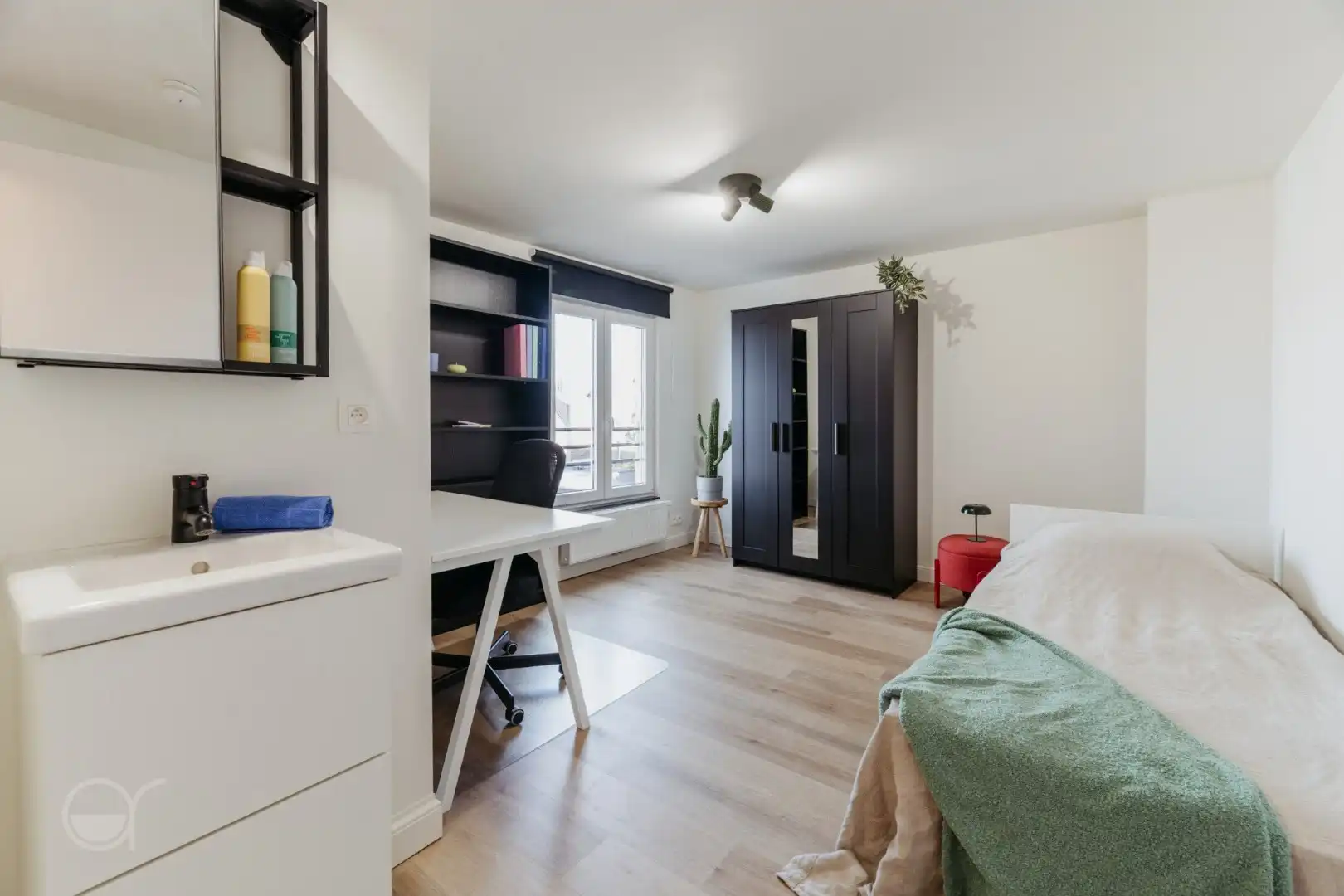Volledig gerenoveerde studentenwoning op toplocatie in Gent. foto 14
