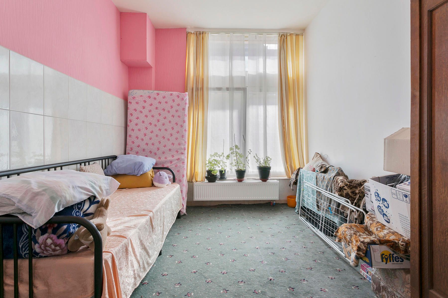 Karaktervol opbrengstgebouw op toplocatie in Ronse! foto 9