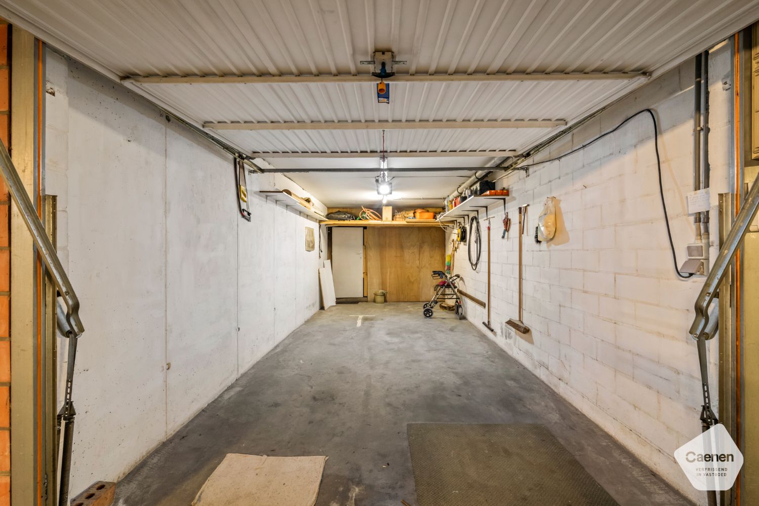 Eén slaapkamer appartement met twee ruime terrassen vlakbij het strand foto 19