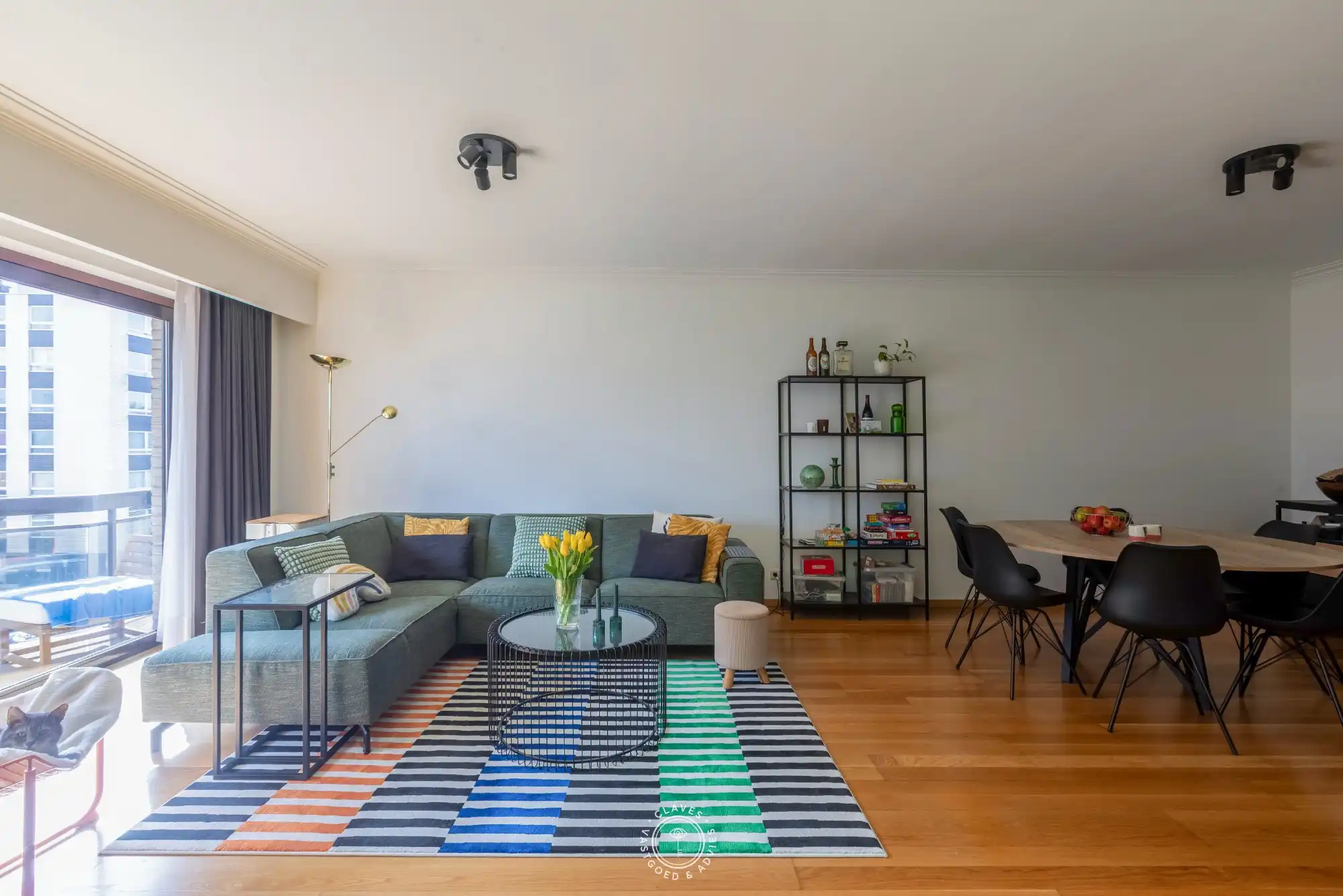 Gezellig 2 slaapkamer appartement met garagebox foto 6