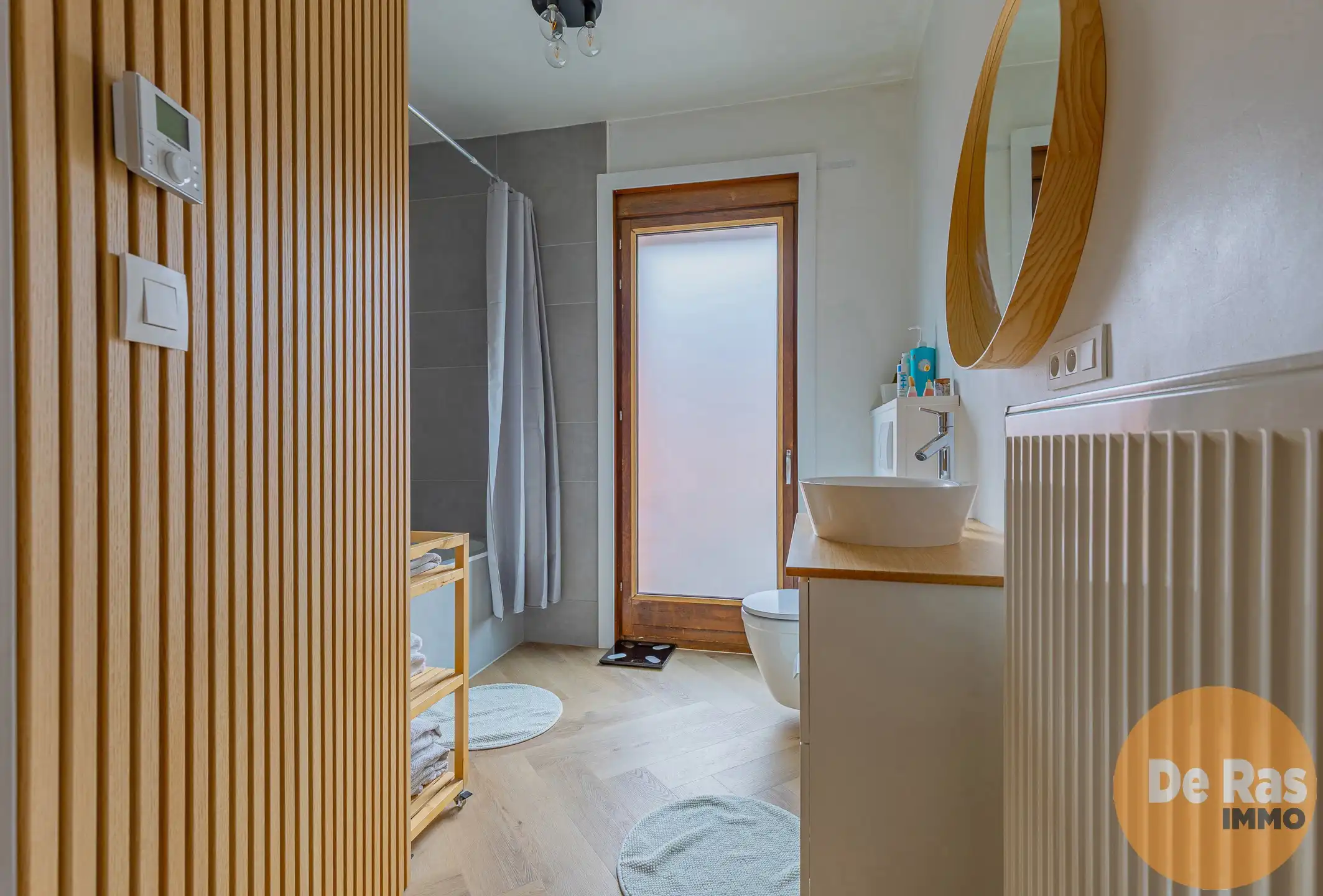 WETTEREN - Ruime instapklare woning met grote garage foto 13