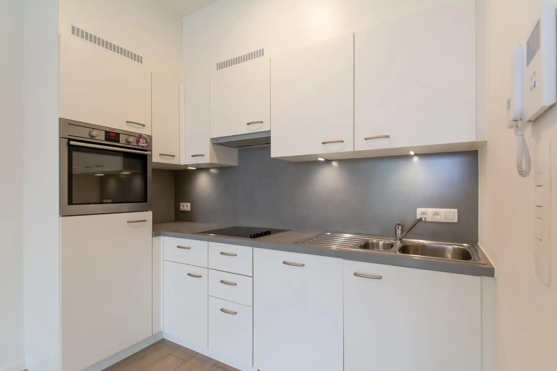 Mooi 1-slaapkamer appt met prachtig TERRAS foto 4