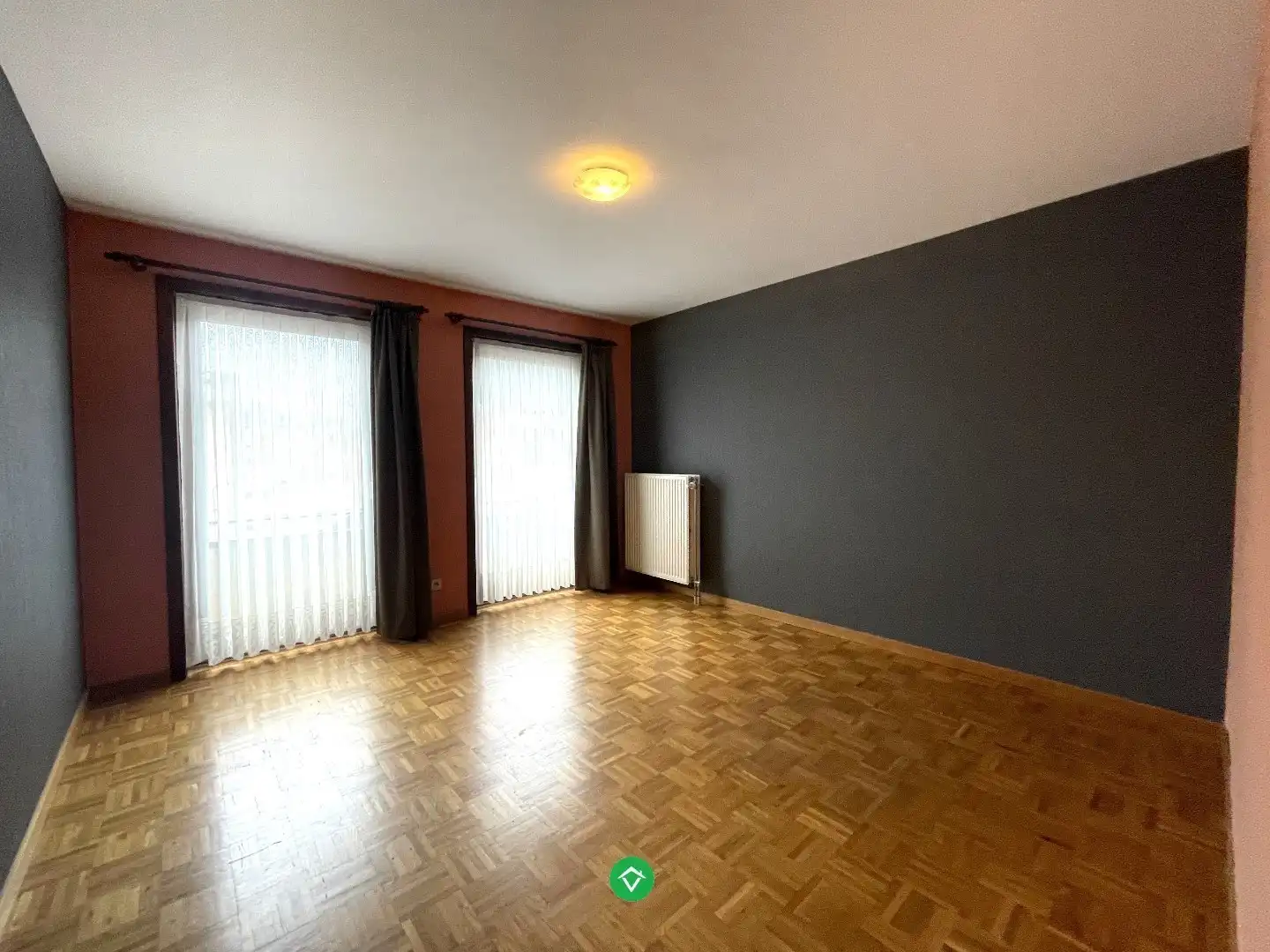 Groot appartement met 2 slaapkamers en garage in centrum Roeselare  foto 12