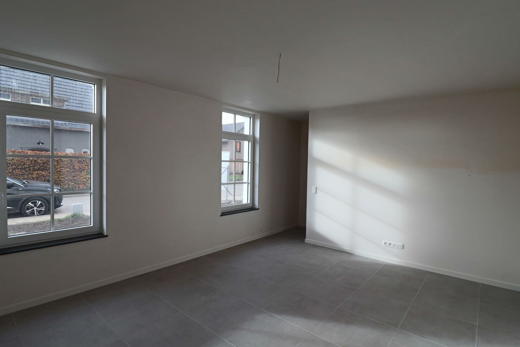 Ruime gezinswoning (ca 245 m²) met 3 slaapkamers op perceel van ca. 330 m². foto 6