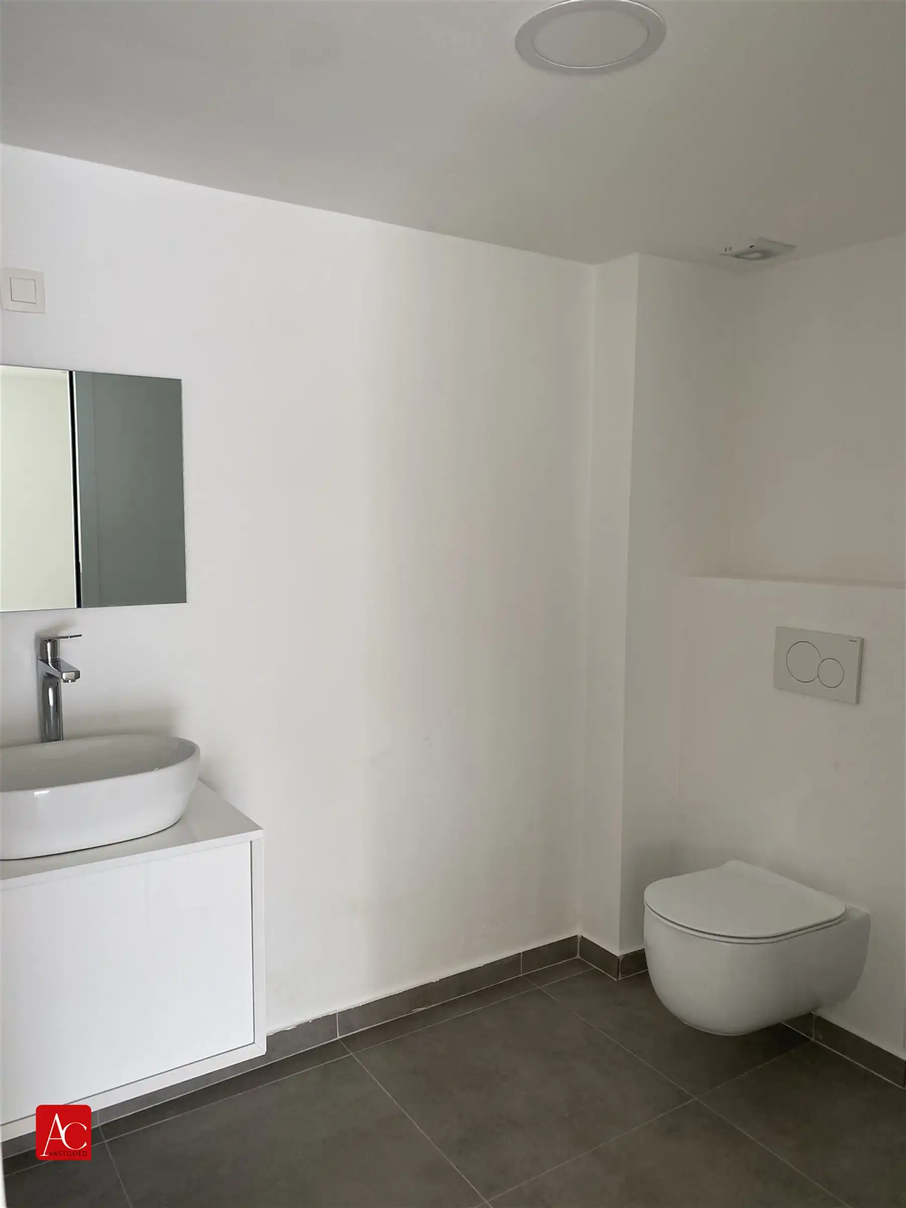 Commercieel handelspand in hartje Sint-Niklaas foto 8