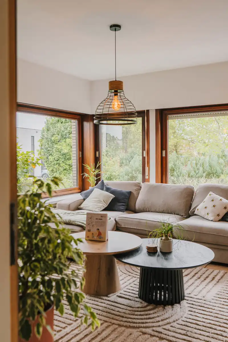 Vrijstaande, karaktervolle woning met prachtige tuin foto 4