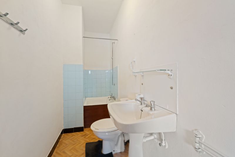 Ruime woning op Spoele met inpandige garage. foto 13