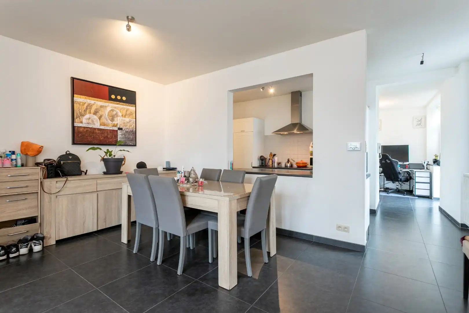 Opbrengsteigendom te koop met 3 app (+-100m²) én garagebox foto 4